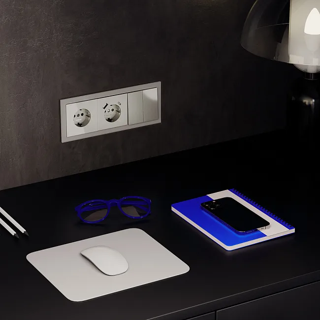 Накладка для розетки с заземлением и защитными шторками, с USB A+C, S70 (шелк)