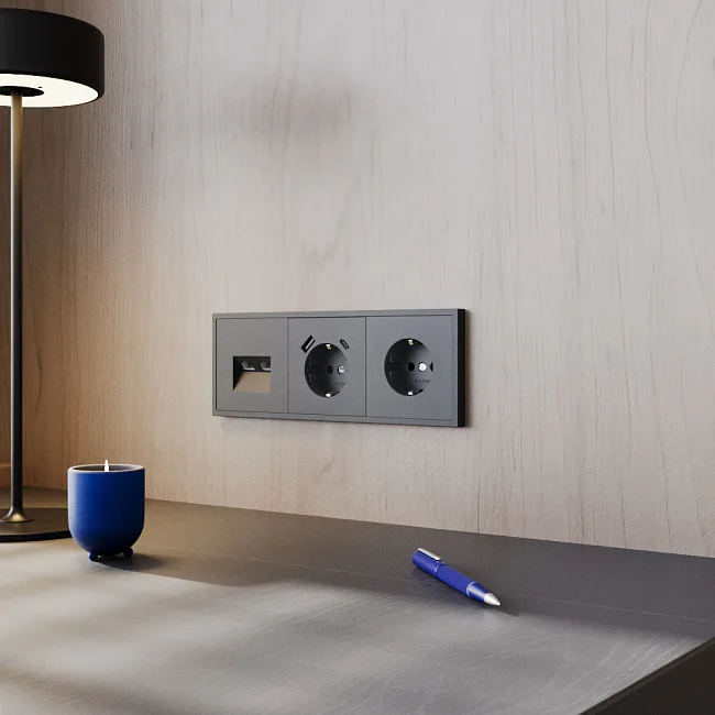 Накладка для розетки с заземлением и защитными шторками, с USB A+C, S70 (графит)